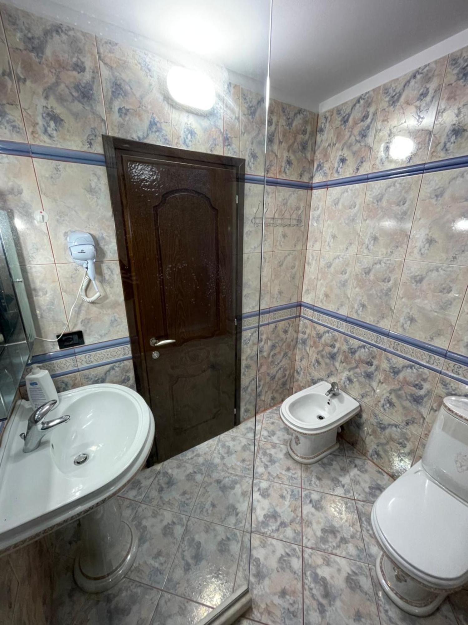 Vila At Berat Exterior foto